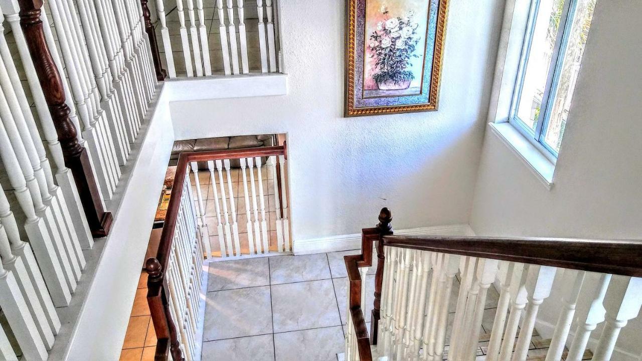 Mediterranean Three Story Beach Townhouse St. Pete Beach Exterior foto