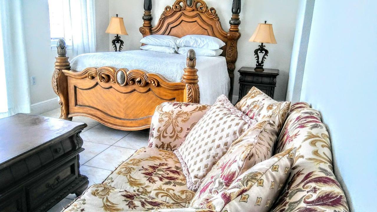 Mediterranean Three Story Beach Townhouse St. Pete Beach Exterior foto