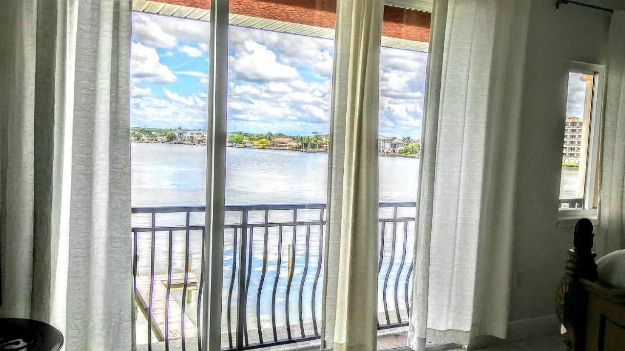 Mediterranean Three Story Beach Townhouse St. Pete Beach Exterior foto