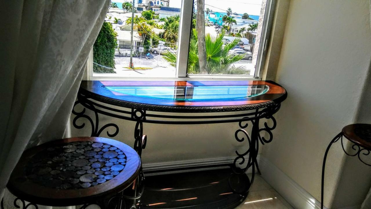 Mediterranean Three Story Beach Townhouse St. Pete Beach Exterior foto